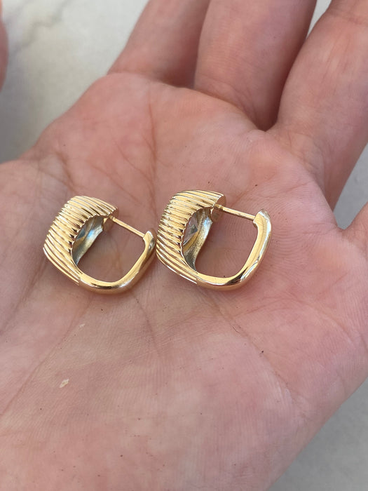 14K Gold Fluted Blue Topaz Huggie Earrings