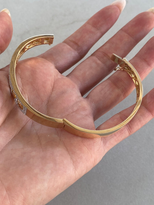14K Gold Diamond Love Slider Bracelet Bangle