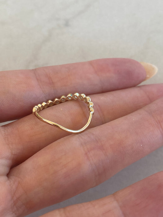 14K Gold Curved Lab Diamond Bezel Band Ring