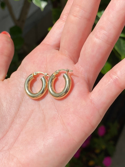 14k 0.75” by 4mm hoop earrings