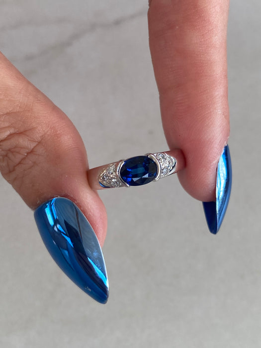 Vintage Platinum Blue Sapphire & Diamond Ring