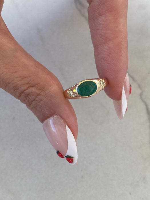 14K Gold Natural Oval Emerald & Diamond Star Pinky Ring