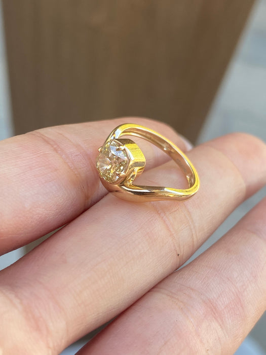 14K Gold 1.02 Carat Natural Yellow Cushion Diamond Wavy Ring