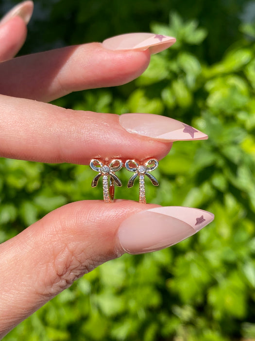 14K Gold Natural Diamond Bow Huggie Earrings