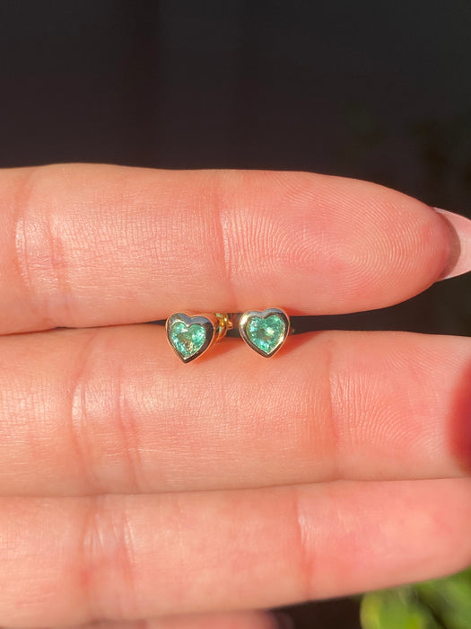 14k bezel set heart emerald stud earrings