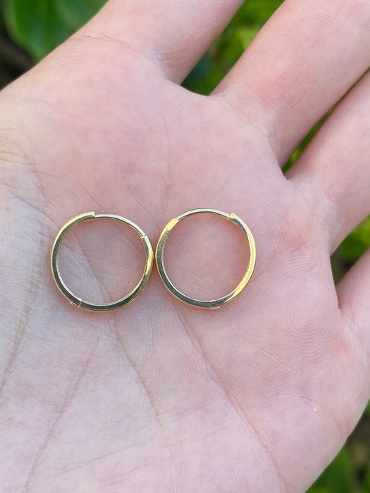 14k 14.7mm huggie earrings