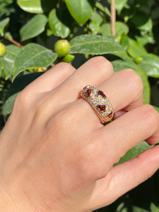 18k chubby donut garnet heart diamond ring size 7