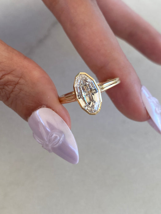 14K Gold 2.05 Carat Oval Step-Cut Lab Diamond Ring – IGI Certified