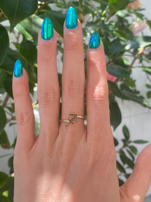 14k Sagittarius ♐️ zodiac ring size 6.25