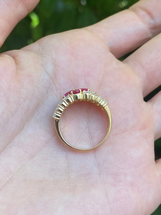 18k ruby and diamond flower ring size 6.5