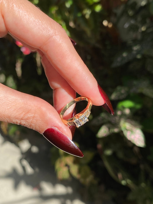 18k double emerald cut baguette diamond ring size 5.25