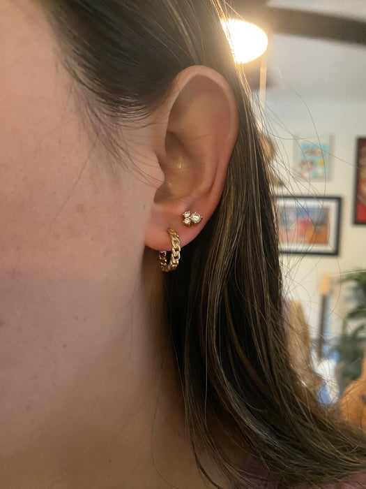 14k curb huggie earrings