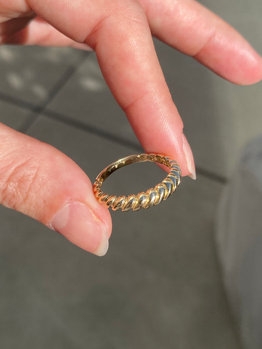 14k croissant ring size 8