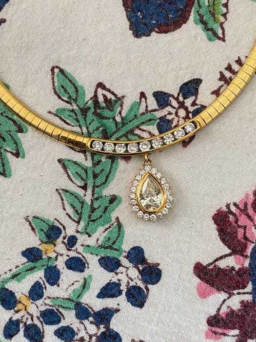 Vintage 18K Gold Diamond Herringbone Necklace 16” – 2.65 TCW Pear Halo Pendant