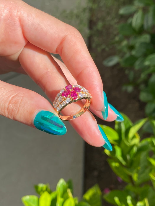 18k ruby and diamond flower ring size 6.5