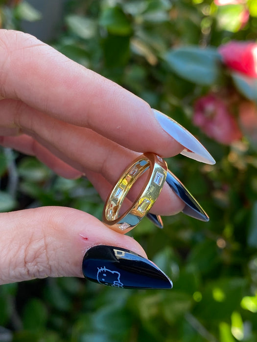 18k diamond eternity ring size 6.5