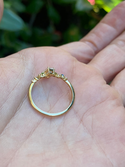 Vintage 18K Gold Moonstone, Diamond, Sapphire & Tsavorite Ring – Size 6