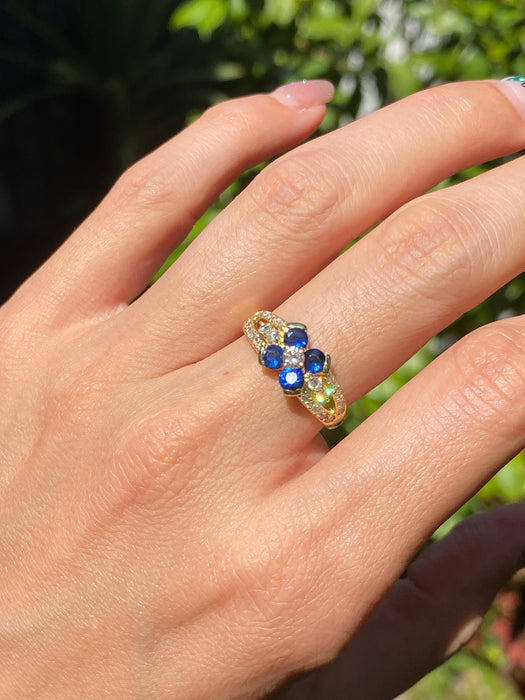 18k blue sapphire diamond flower ring size 6.25