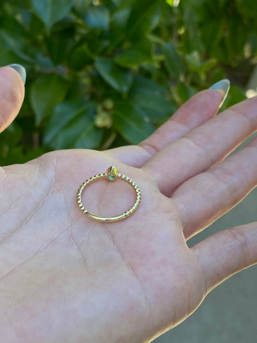 14k emerald bead ring size 6.5