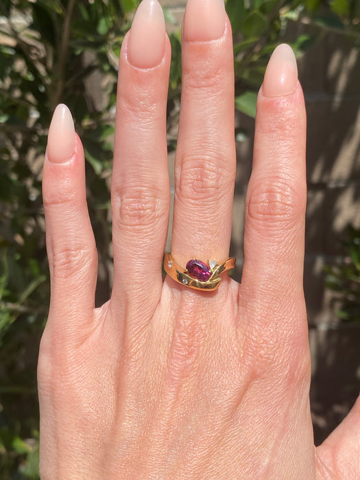 Vintage 18K Pink Tourmaline & Diamond Wavy Ring Size 6.5