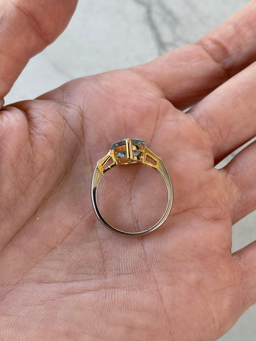 Vintage Platinum 900 & 18K Gold Aquamarine Diamond Ring