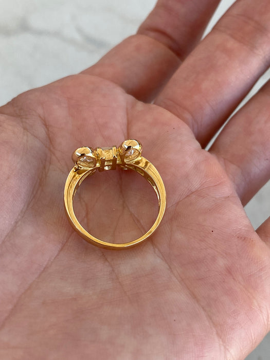 Vintage 18K Gold 1.38 CTW Natural Diamond Butterfly Bow Ring