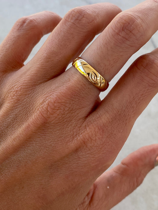 Vintage 14K Engraved Leaf Band Ring