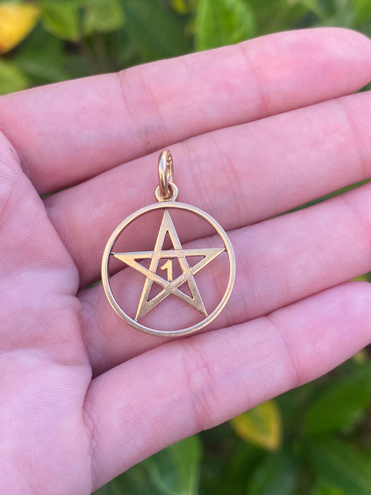 14k star circle number 1 pendant