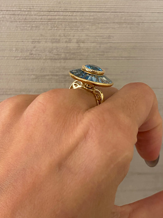 18k blue topaz diamond spinner ring size 6.5