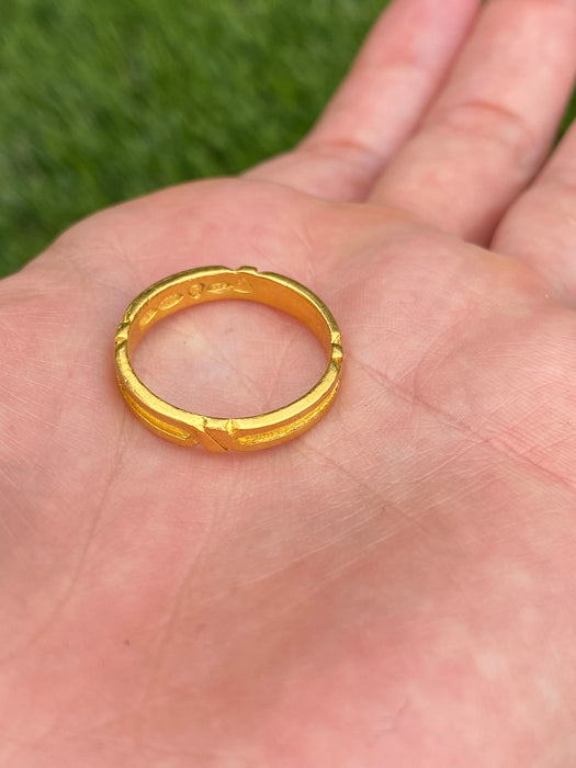 Vintage 24k Pure Gold Diamond Cut Eternity Ring