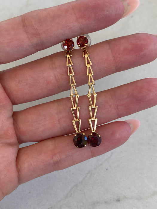 Vintage 14K Gold Garnet Dangle V-Link Earrings