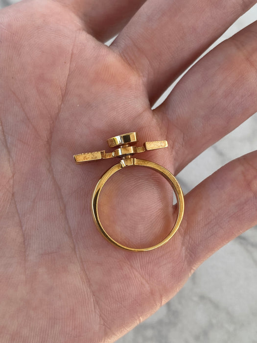 Vintage 18K Waltham Diamond Heart Arrow Spinner Ring