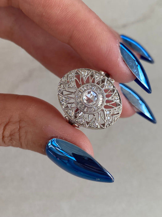 Vintage 18k White Gold Art Deco Diamond Ring