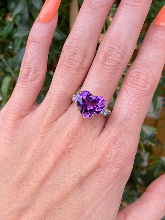 18K Gold Heart Amethyst & Ombre Sapphire Heart Ring