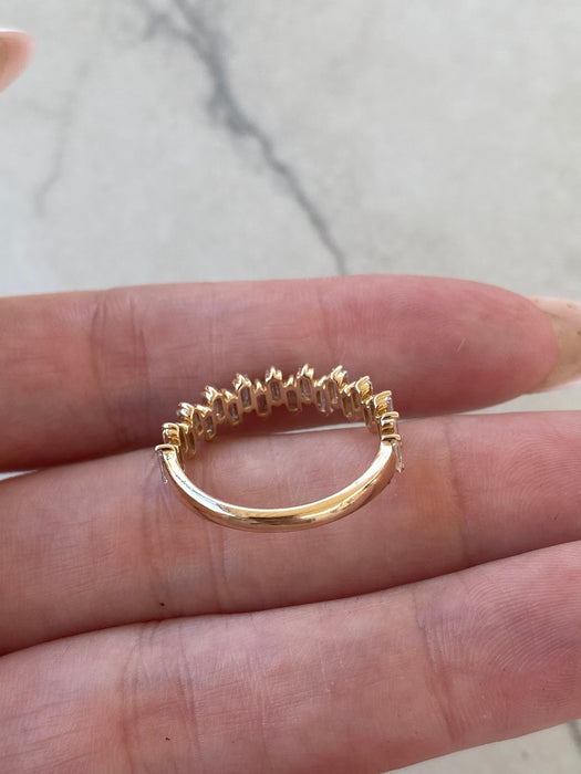 14K Gold 1.06 TCW Offset Baguette Lab Diamond Ring - IGI