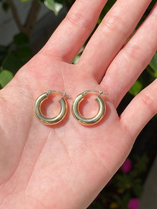 14k 0.75” by 4mm hoop earrings