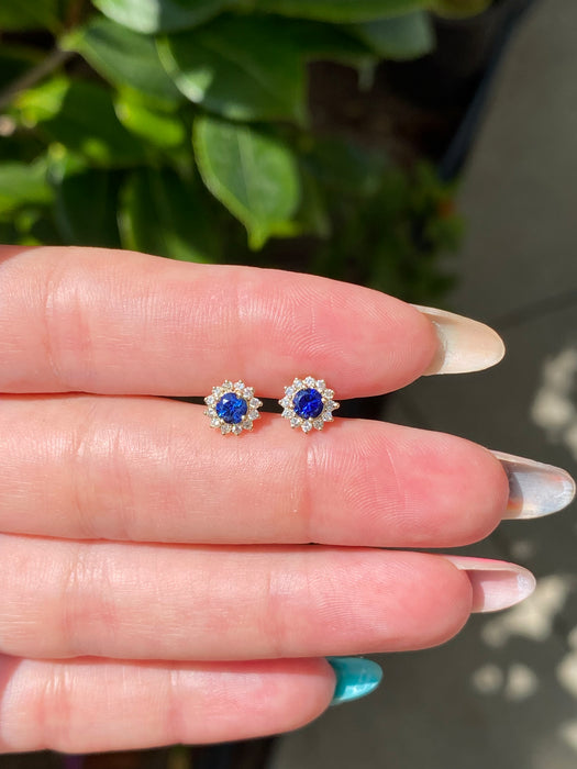 14k blue sapphire diamond halo stud earrings