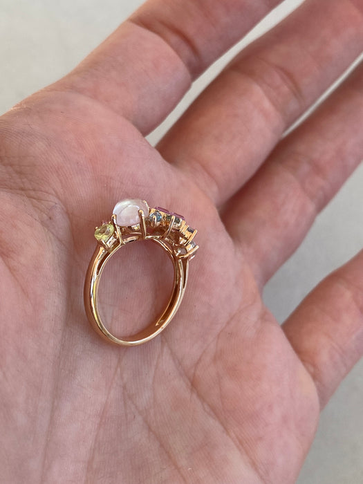 Vintage 18K Rose Gold Invisible Set Sapphire & Moonstone Gemstone Ring
