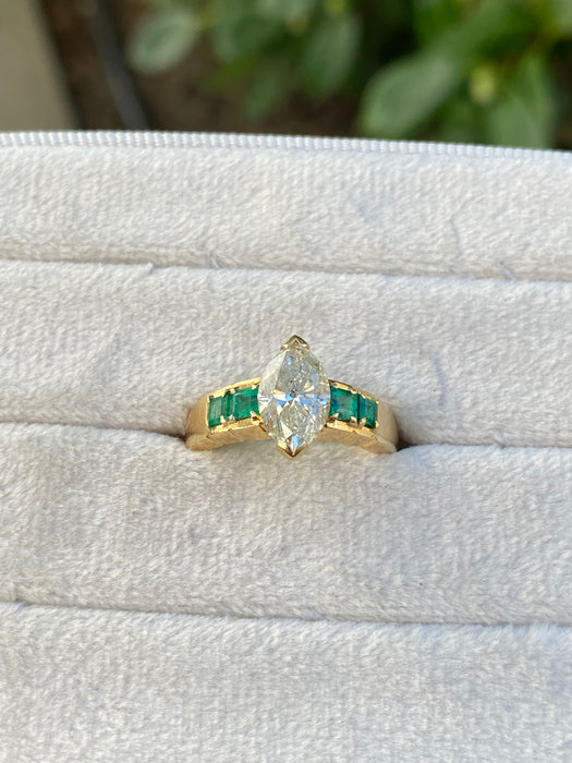 18k 1.74 carat yellow diamond emerald ring size 6.25