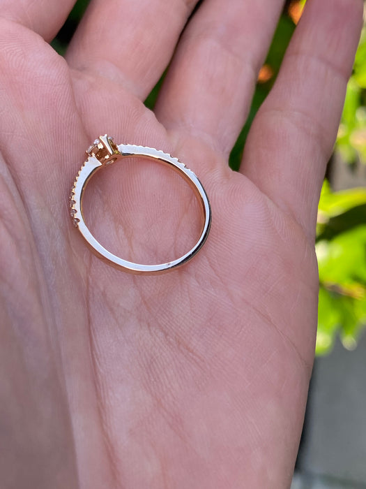 14K Rose Gold Diamond Circle Ring