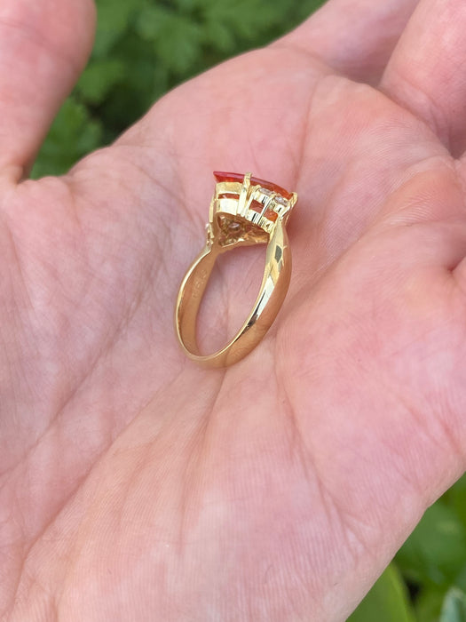 Vintage 18K Gold Orange Pear Sapphire Diamond Ring