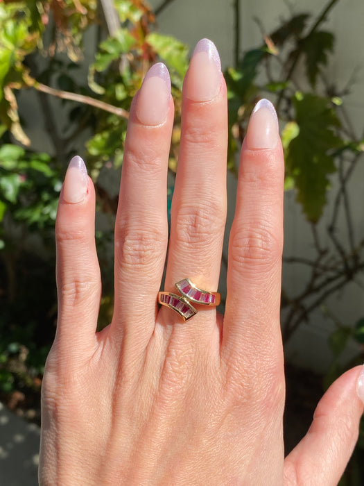 Vintage 18K Gold Baguette Ruby Diamond Ring Size 6