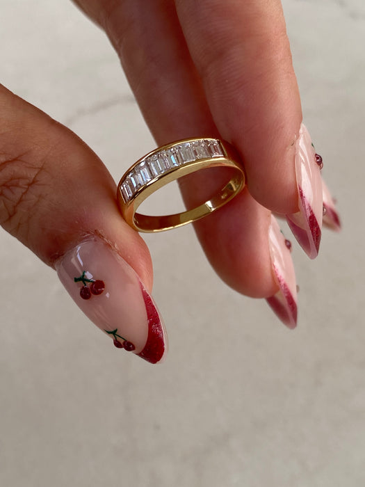 Vintage 18K Emerald Cut Diamond Ring