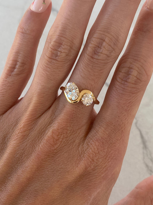 14K Curved 1.63ct Oval & Round Lab Diamond Ring