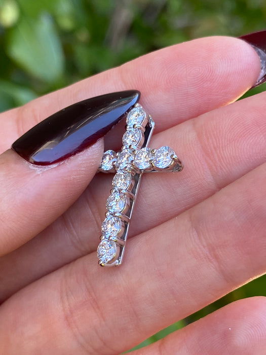 Platinum 900 2.02 tcw diamond cross pendant charm