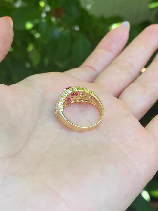 18k ruby and diamond flower ring size 6.5