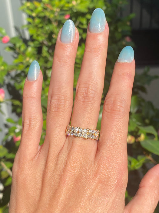 18k flower diamond ring size 7