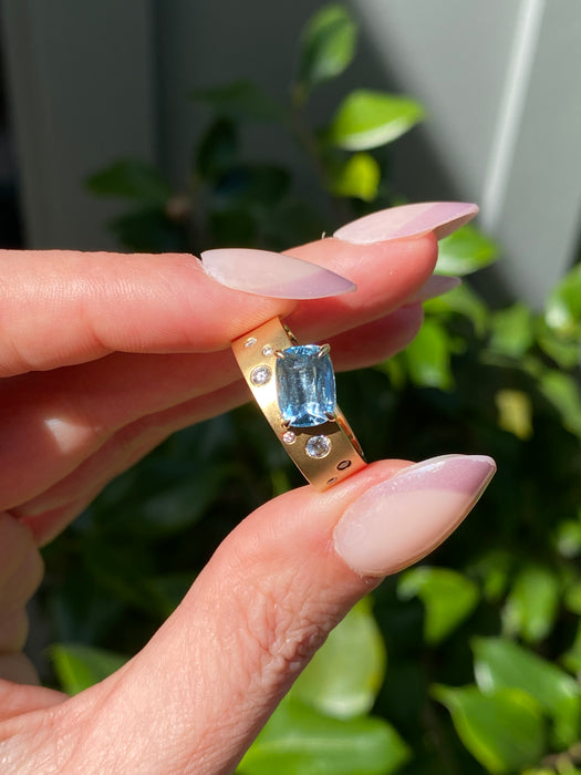 18k Brushed Gold Aquamarine & Diamond Ring – Size 6.5