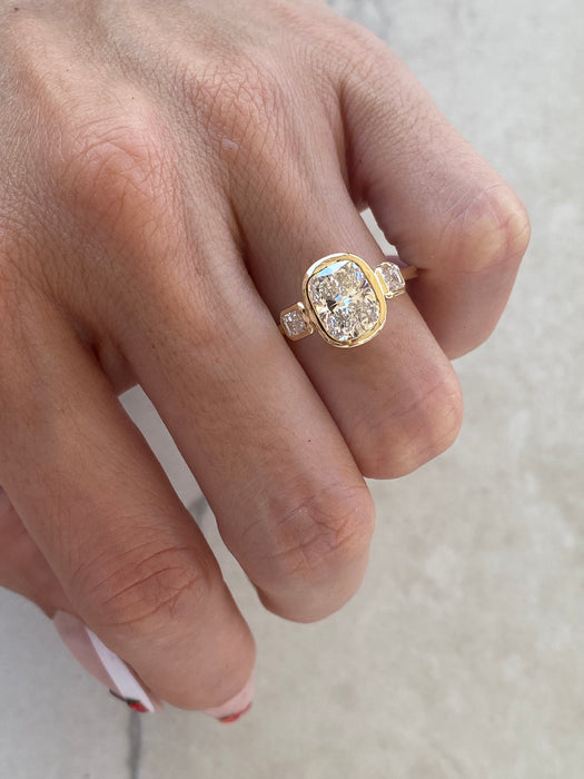14K Gold 2.57 TCW Cushion Lab Diamond Bezel Ring- IGI