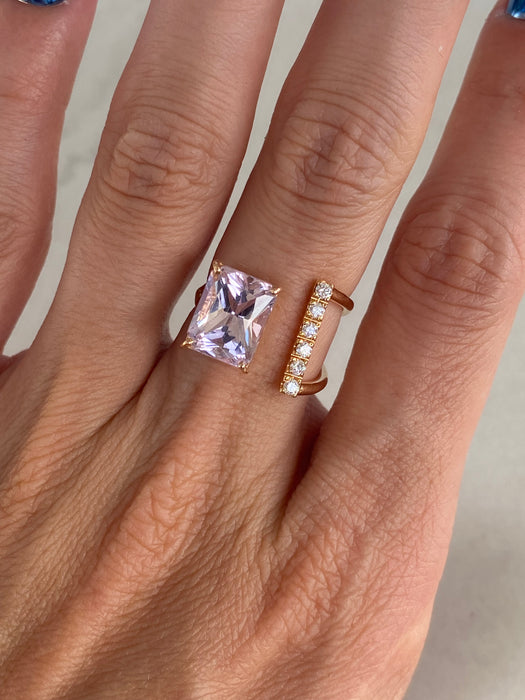 Vintage 18K Rose Gold Kunzite & Diamond Ring
